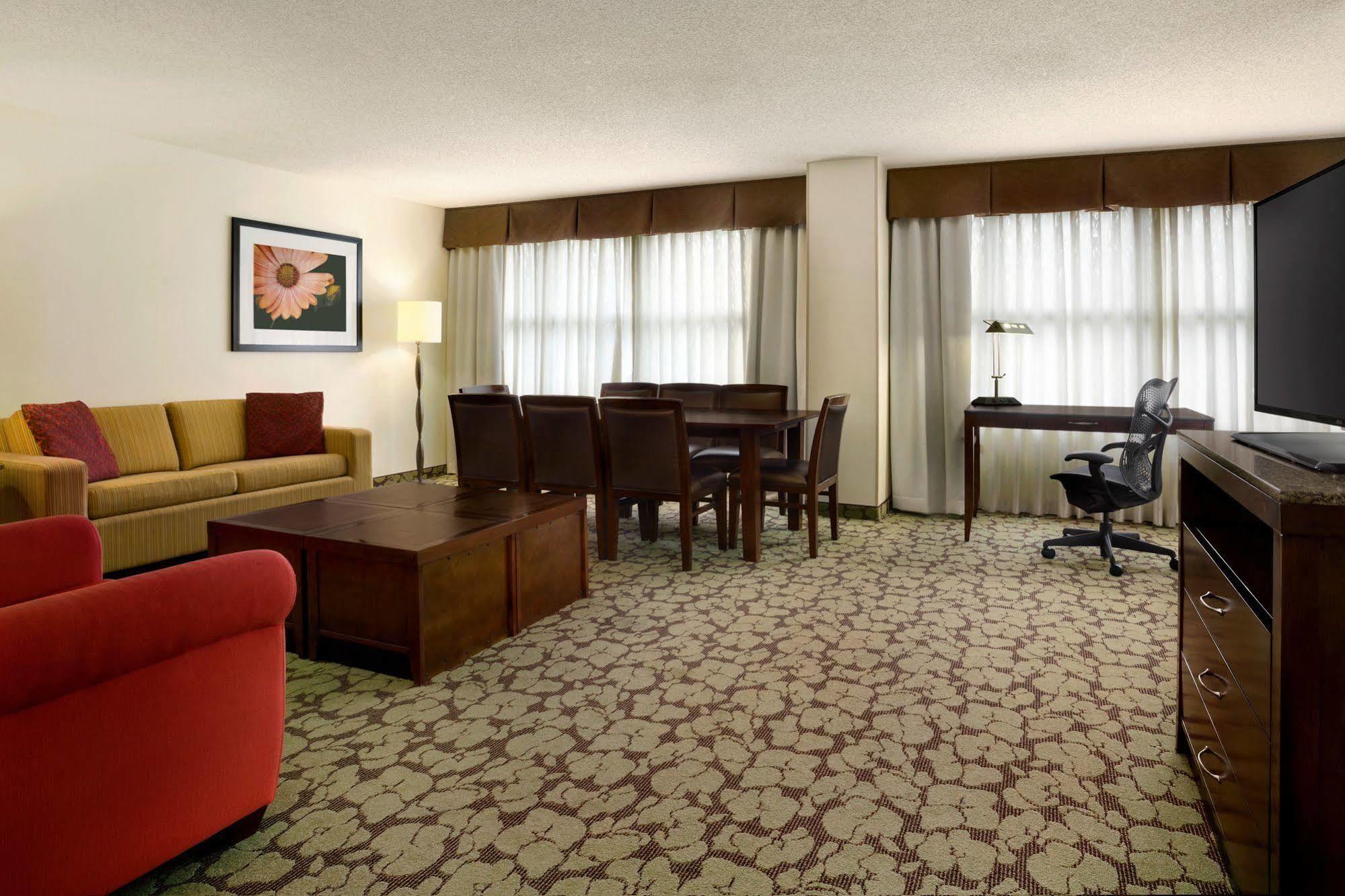 Hilton Garden Inn Atlanta Perimeter Center Εξωτερικό φωτογραφία